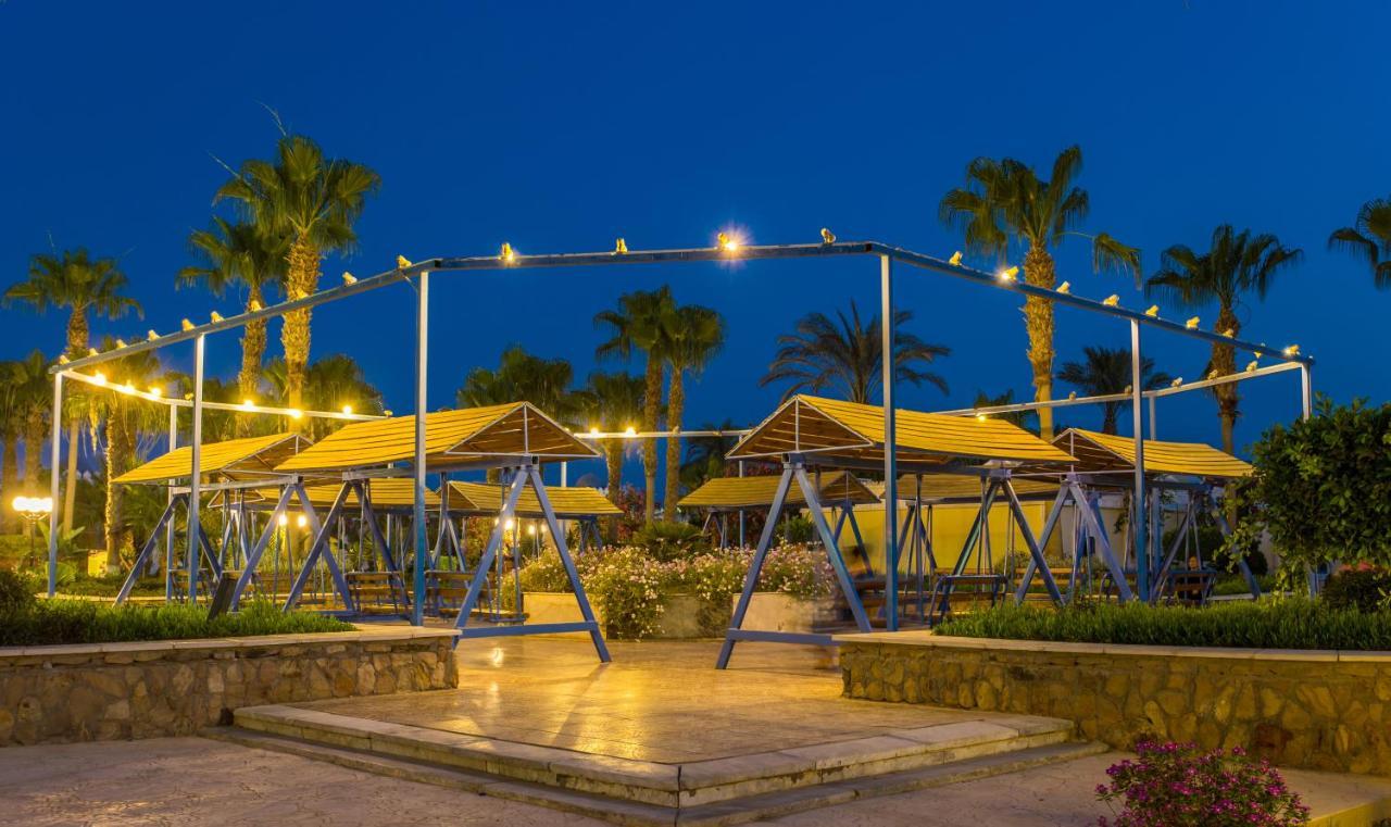 Lilly Land Resort Chalets フルガダ エクステリア 写真